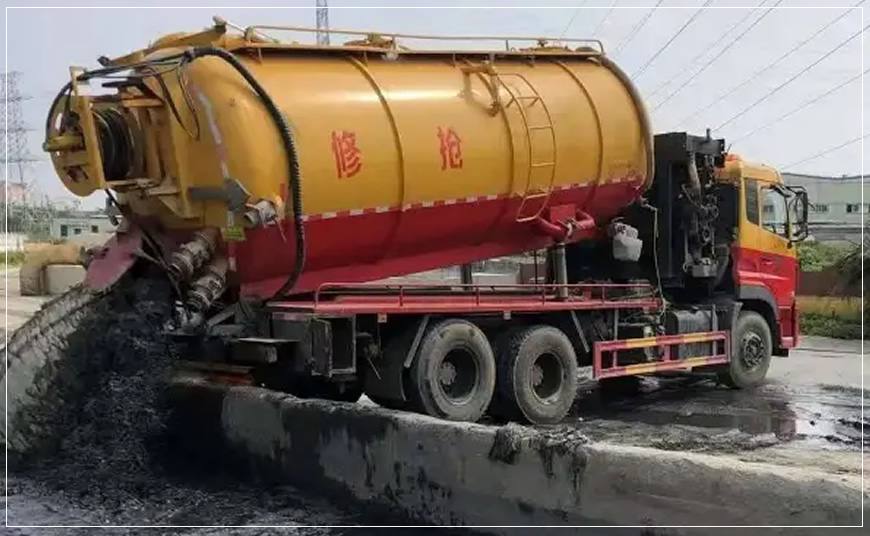 友好沉淀池清理案例